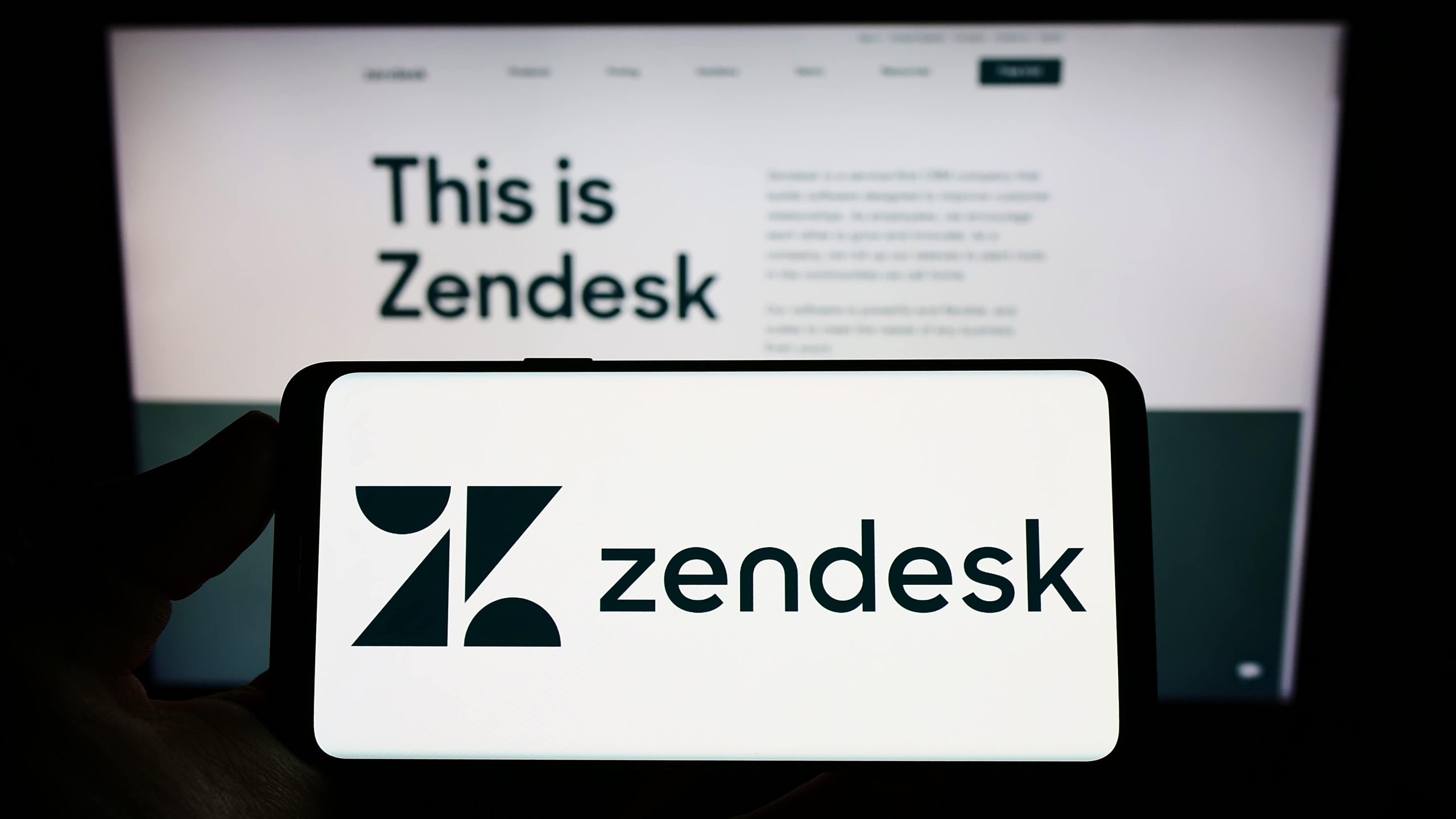 Signo Media Wissensdatenbank mit Fokus auf Zendesk Explore zur Analyse und Visualisierung von Kundendaten für besseren Support und Service